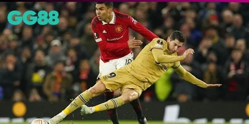 Chiến thuật và điểm mạnh, điểm yếu của 2 bên